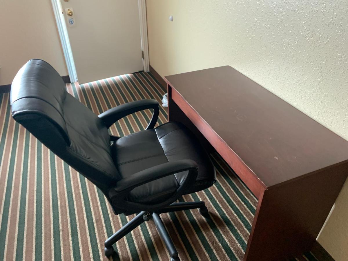 Wayne Motel Fort Wayne Dış mekan fotoğraf